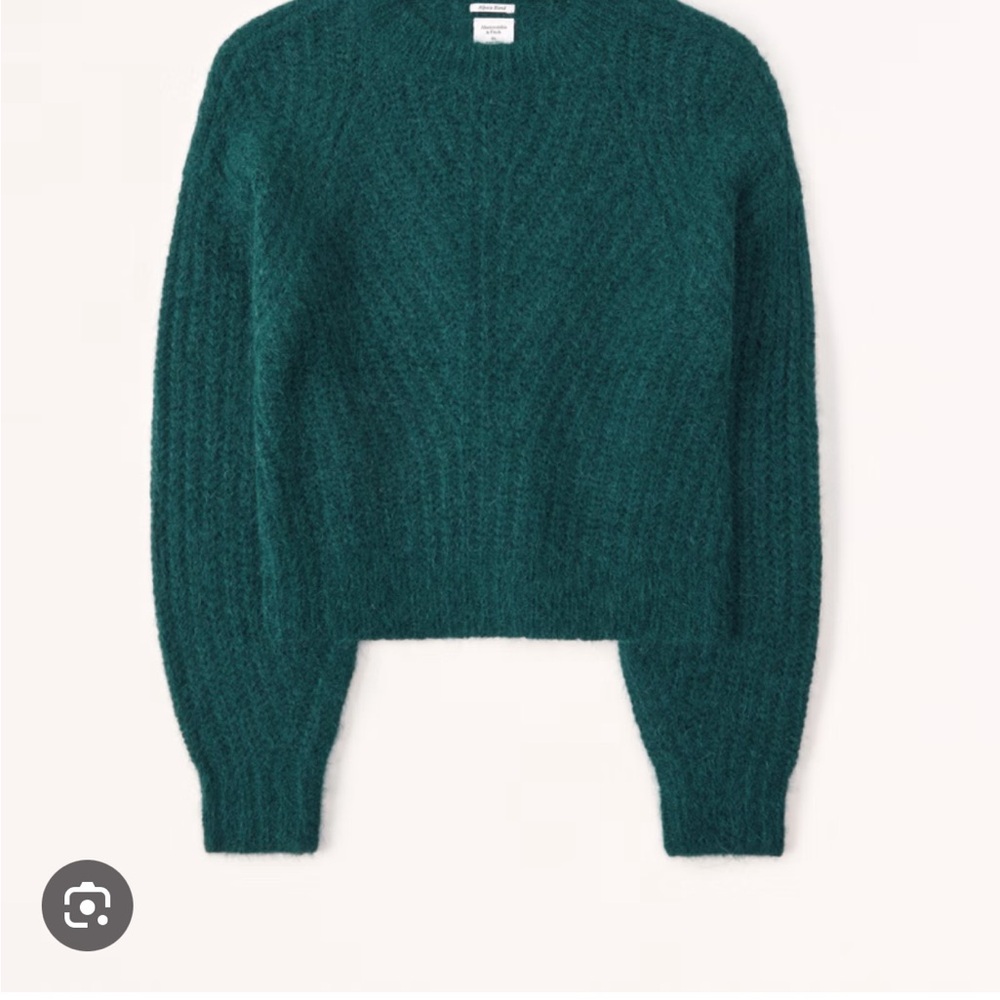 NWT Abercrombie & Fitch Women's Alpaca-Blend Crew Sweater Emerald Green Medium